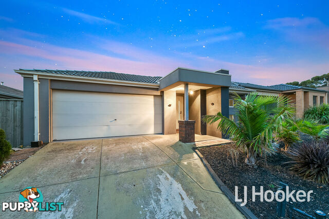 29 Kimberley Grove PAKENHAM VIC 3810