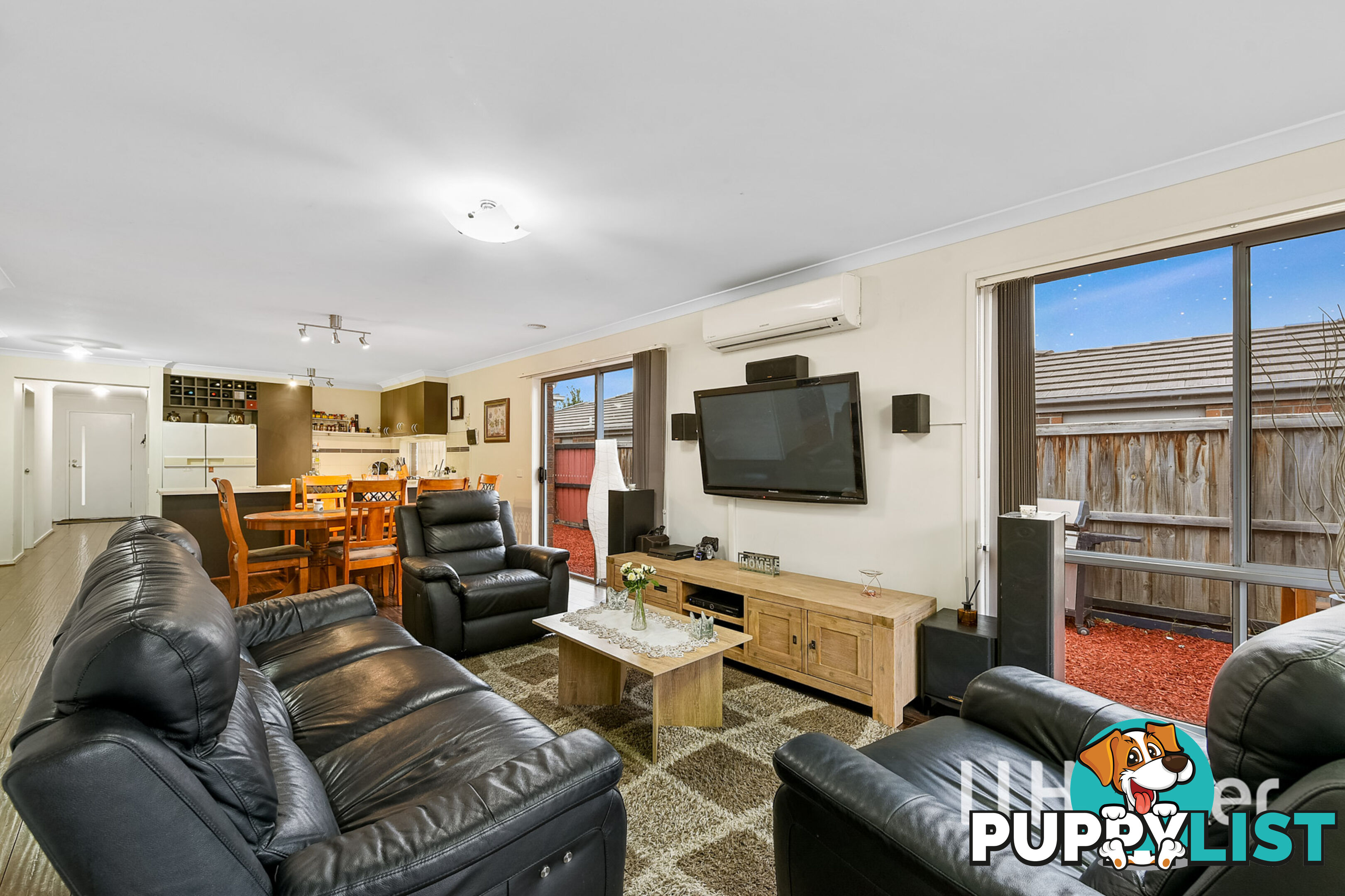 29 Kimberley Grove PAKENHAM VIC 3810