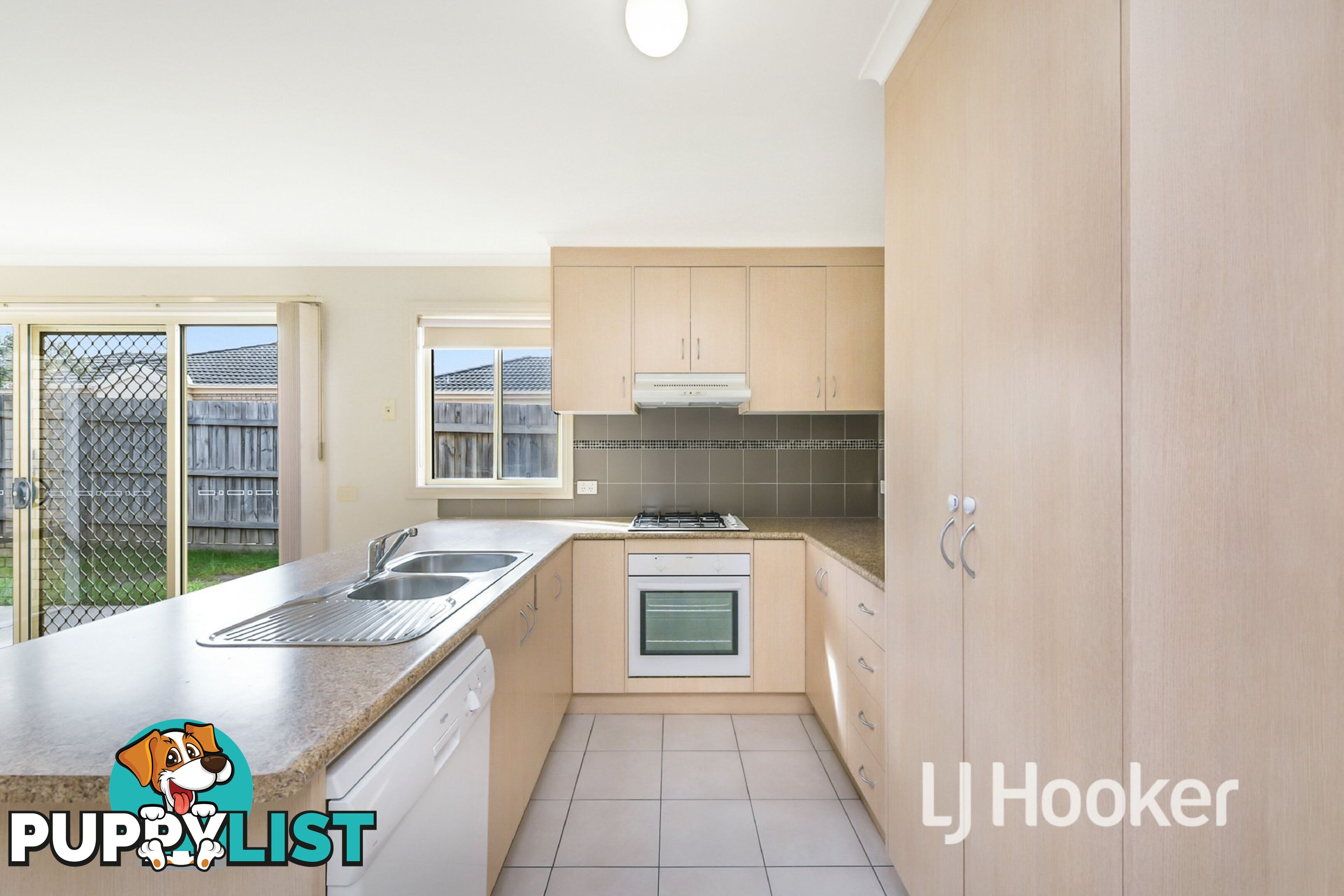 Unit 1/21-31 Parman Avenue PAKENHAM VIC 3810