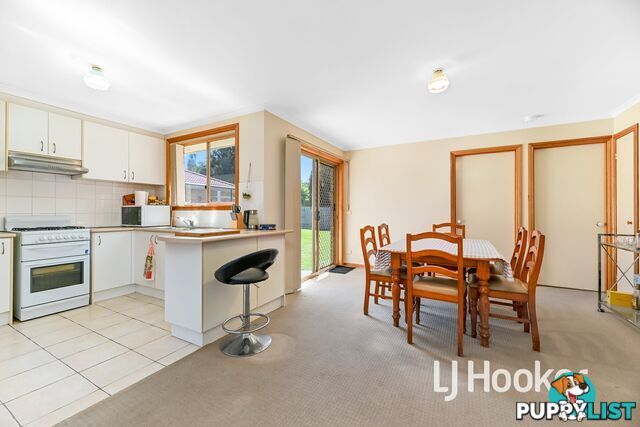 16 Rossi Close PAKENHAM VIC 3810