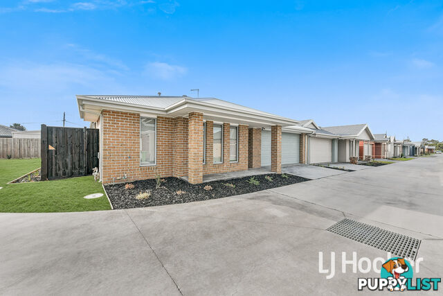 26 Quinella Way PAKENHAM VIC 3810