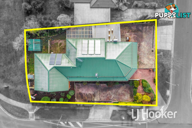 1 Leigh Drive PAKENHAM VIC 3810