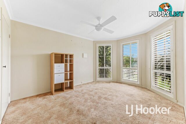 5 Mark Place PAKENHAM VIC 3810