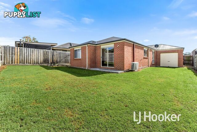 14 Tribuzi Close PAKENHAM VIC 3810