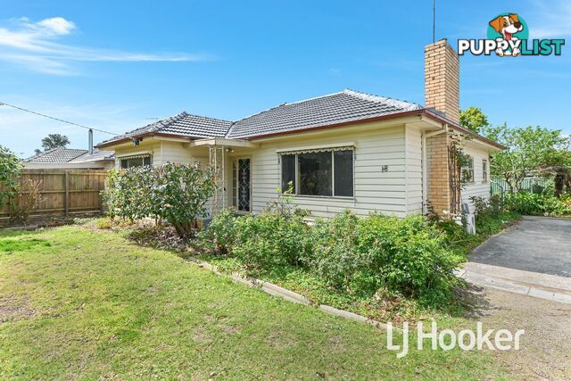 18 John Street PAKENHAM VIC 3810