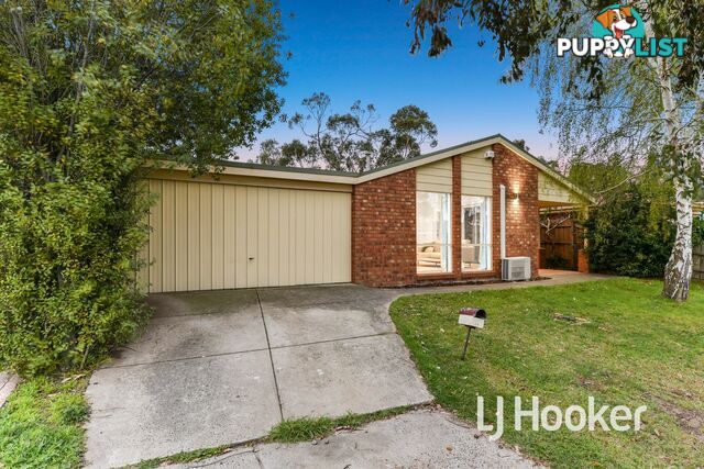 28 Pommel Street PAKENHAM VIC 3810