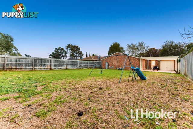 28 Pommel Street PAKENHAM VIC 3810