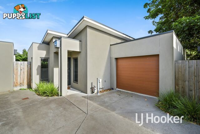 4/10 Snodgrass Street PAKENHAM VIC 3810