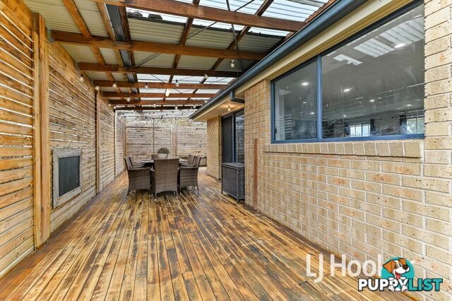 4 Ash Crescent PAKENHAM VIC 3810
