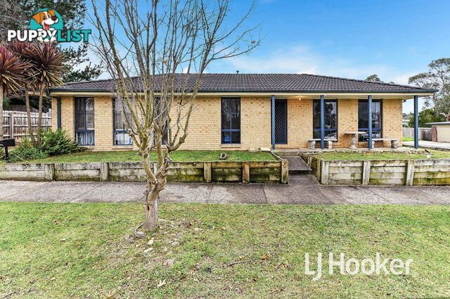 4 Ash Crescent PAKENHAM VIC 3810