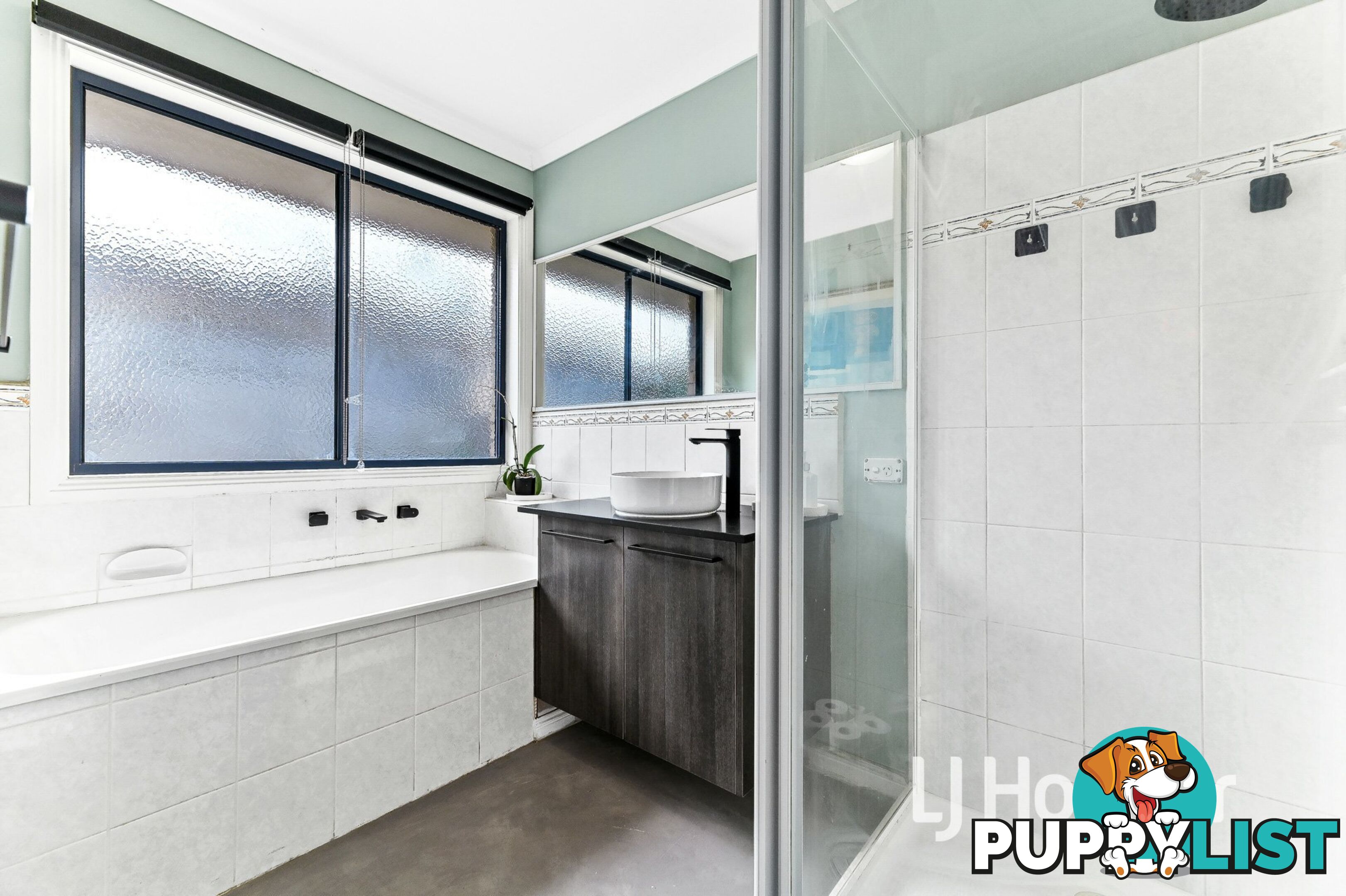4 Ash Crescent PAKENHAM VIC 3810