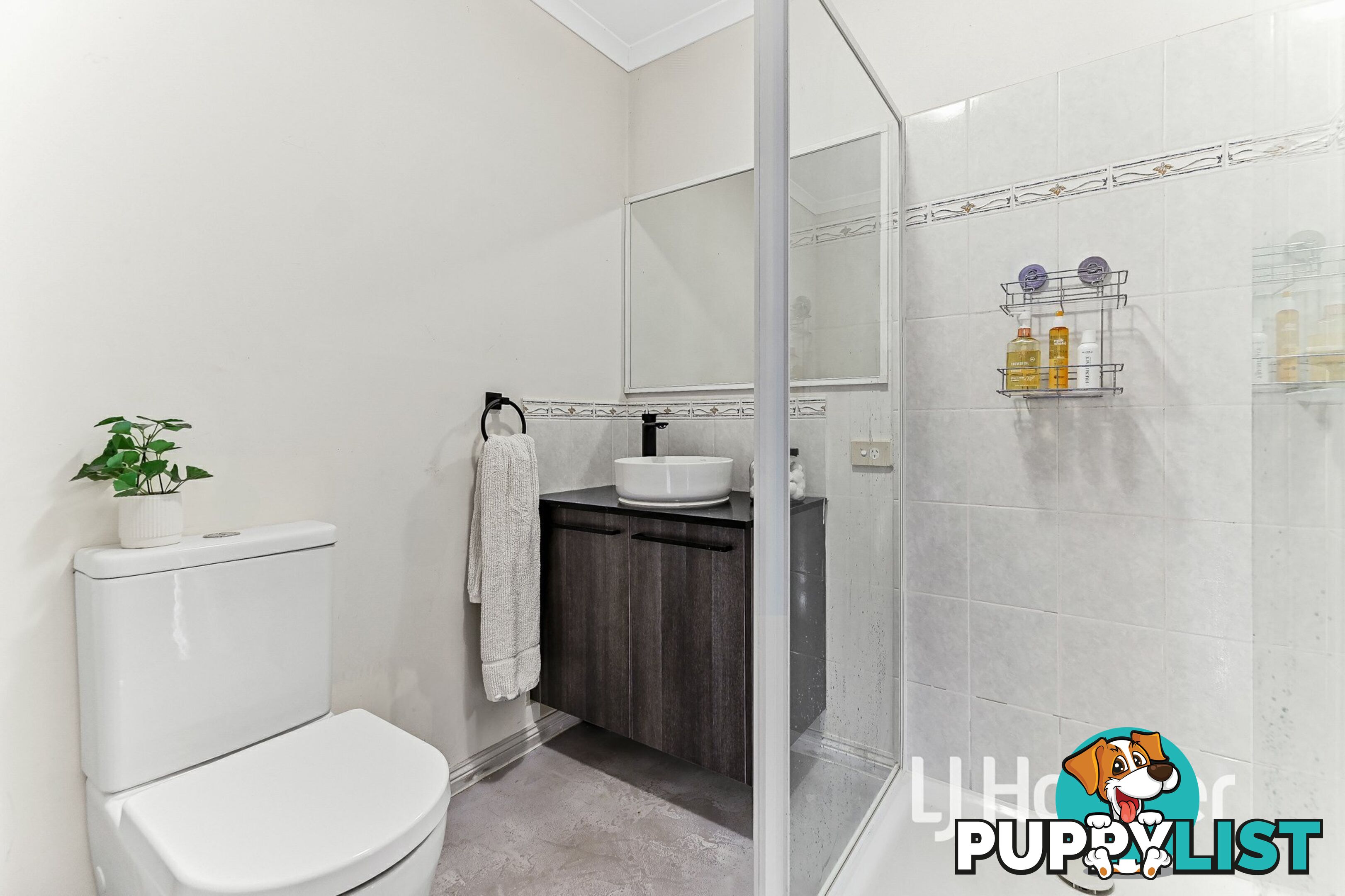 4 Ash Crescent PAKENHAM VIC 3810