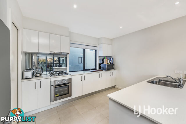 20/17 Edgeware Close PAKENHAM VIC 3810