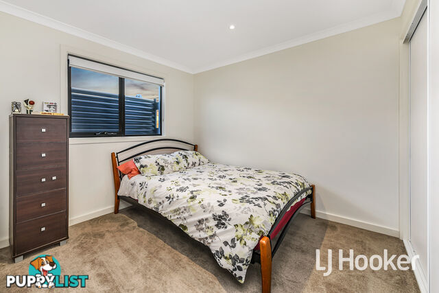 20/17 Edgeware Close PAKENHAM VIC 3810