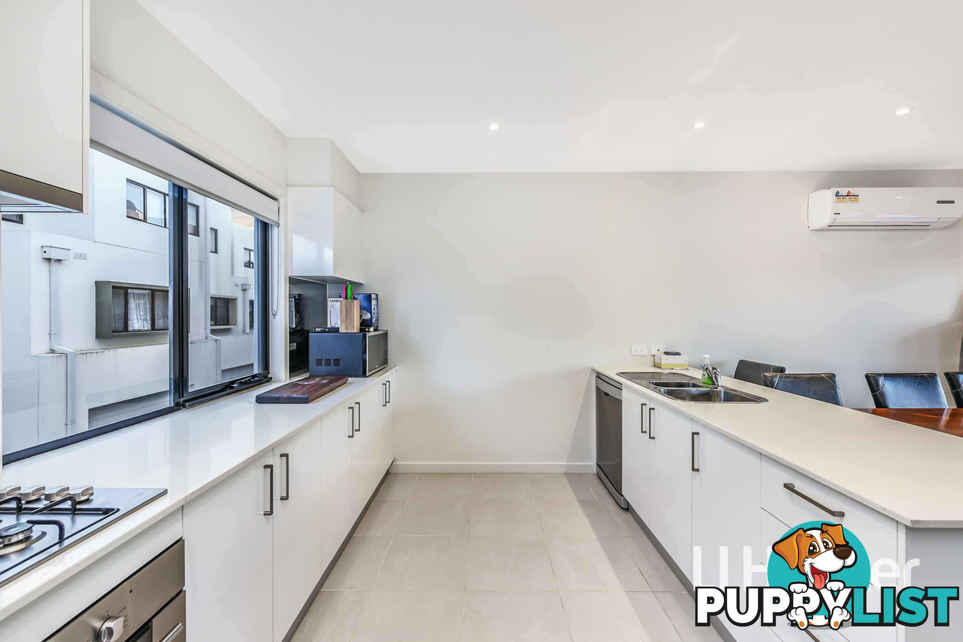 20/17 Edgeware Close PAKENHAM VIC 3810