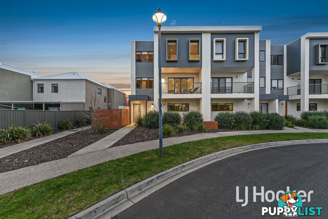 20/17 Edgeware Close PAKENHAM VIC 3810