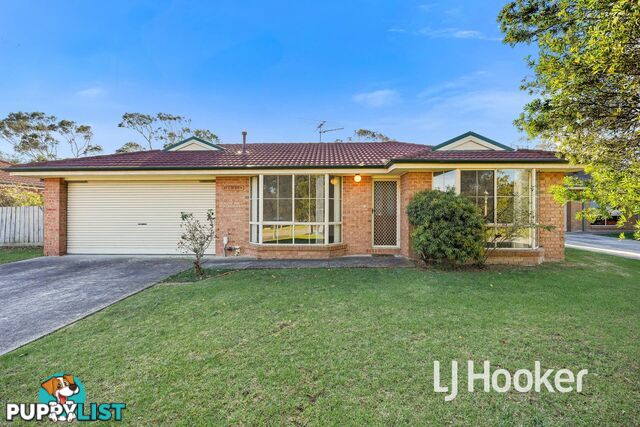 10 Lauren Square PAKENHAM VIC 3810