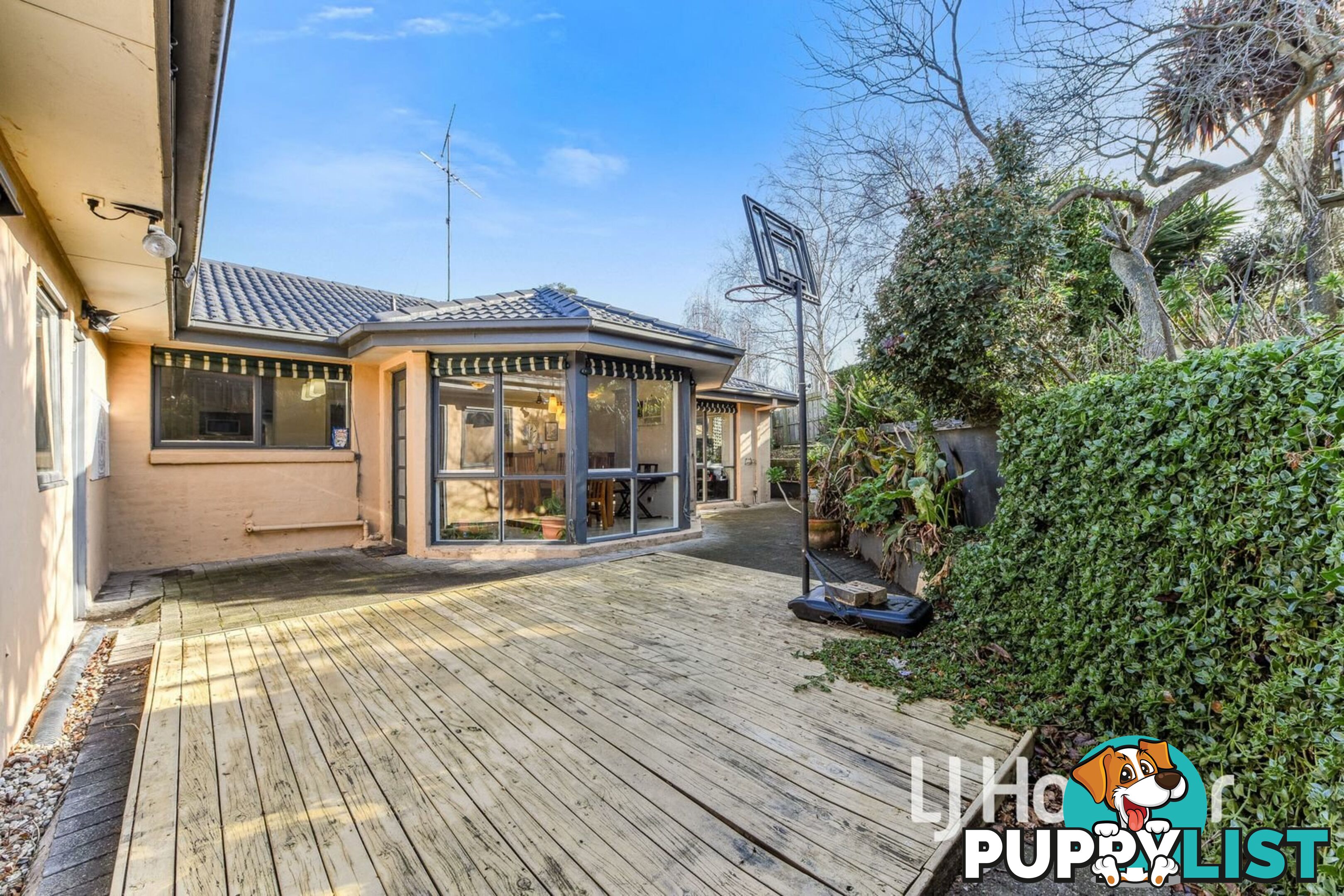 20 Nathan Court PAKENHAM VIC 3810