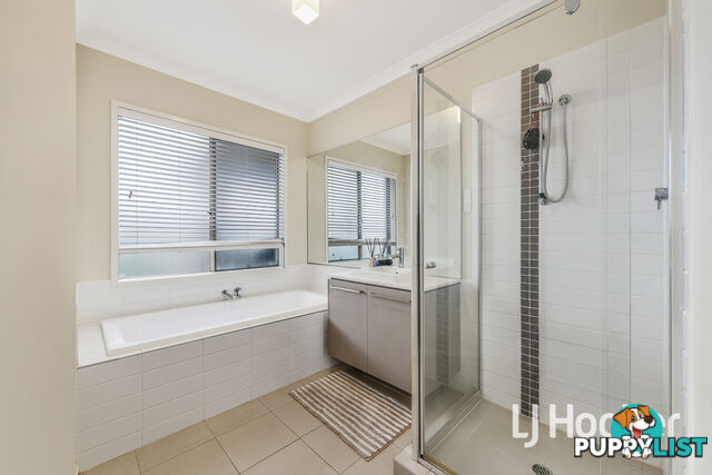 54 Irving Road PAKENHAM VIC 3810