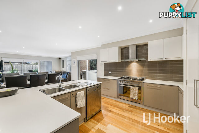 54 Irving Road PAKENHAM VIC 3810