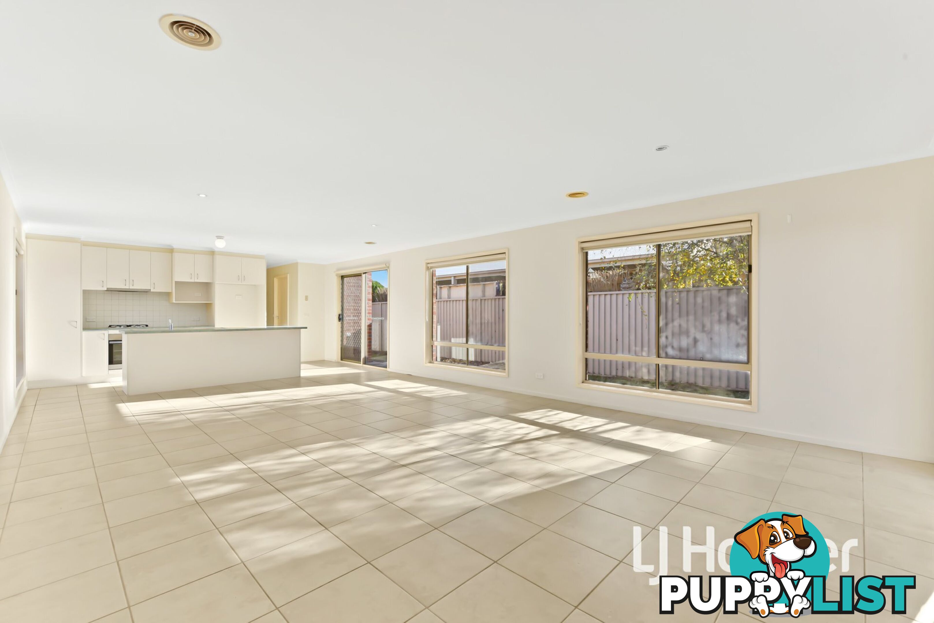 2 Catherine Place PAKENHAM VIC 3810