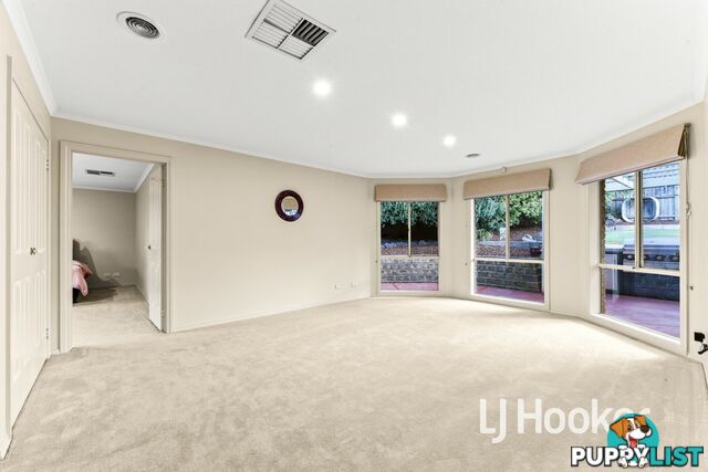 12 Baltaser Drive PAKENHAM VIC 3810