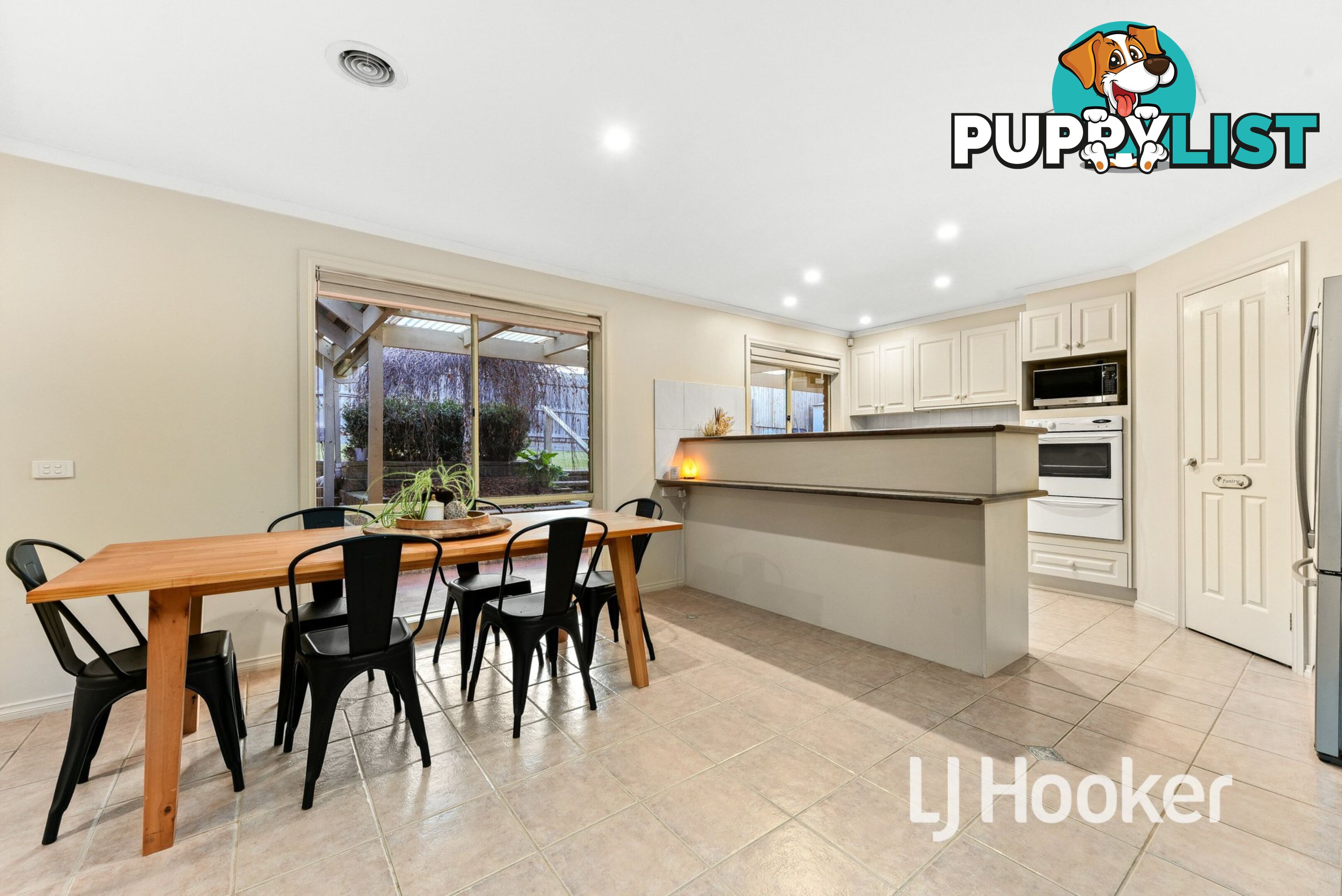 12 Baltaser Drive PAKENHAM VIC 3810