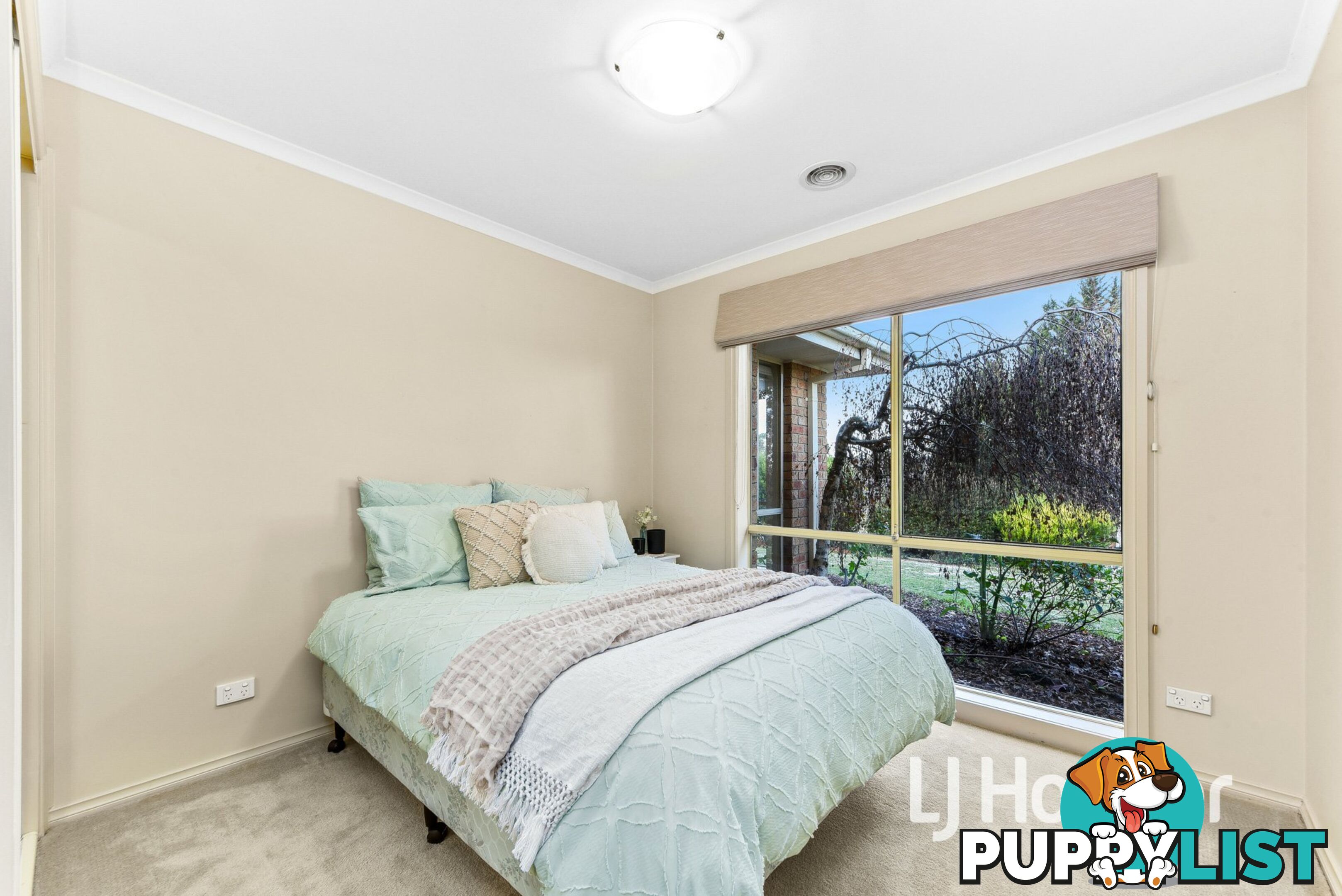 12 Baltaser Drive PAKENHAM VIC 3810