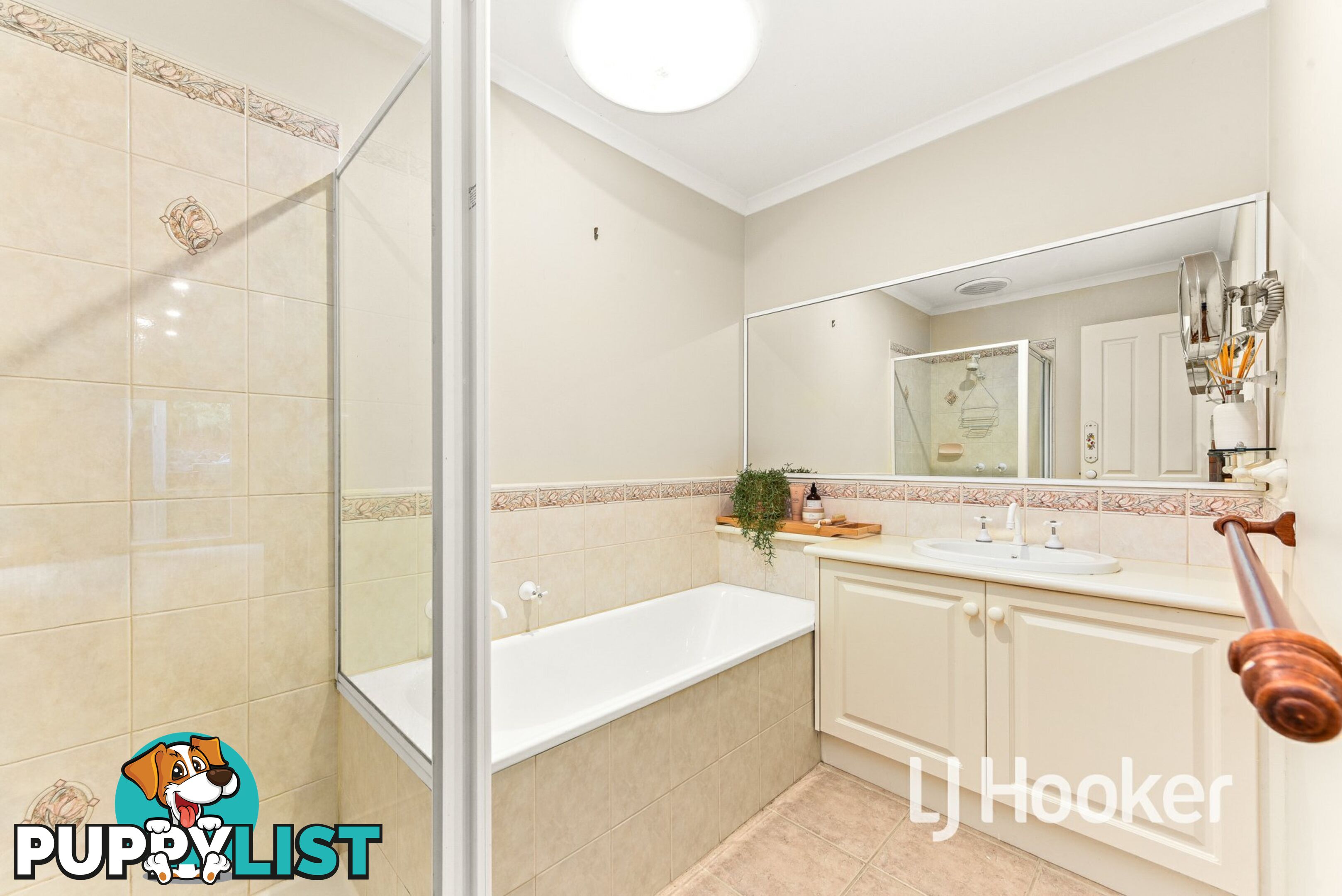 12 Baltaser Drive PAKENHAM VIC 3810