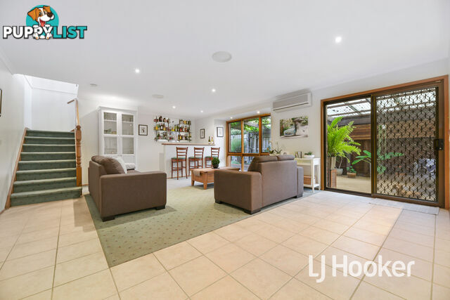 11 Funston Court PAKENHAM VIC 3810