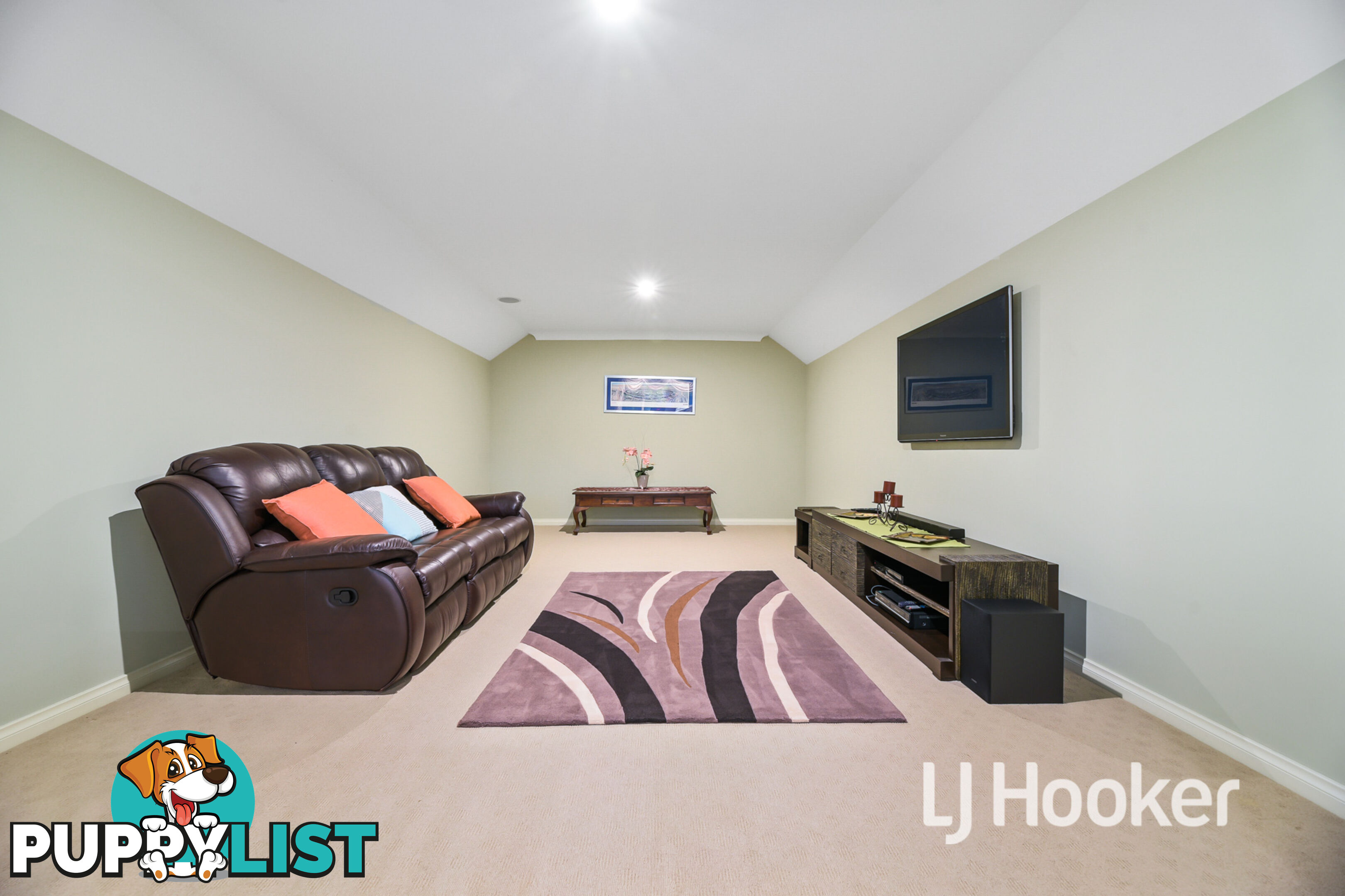 10 Michigan Grange PAKENHAM VIC 3810