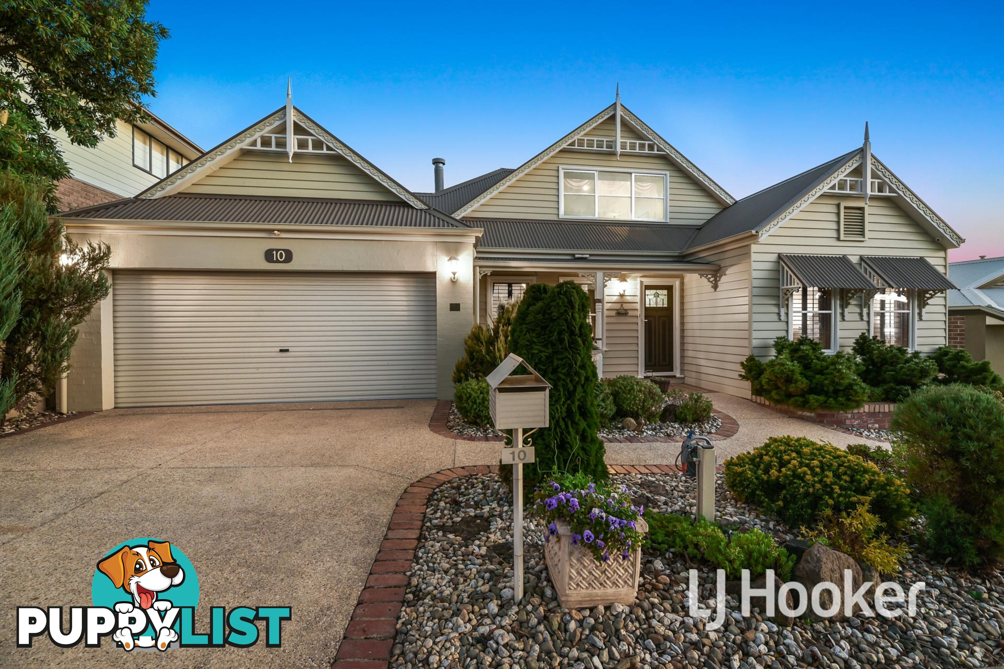 10 Michigan Grange PAKENHAM VIC 3810