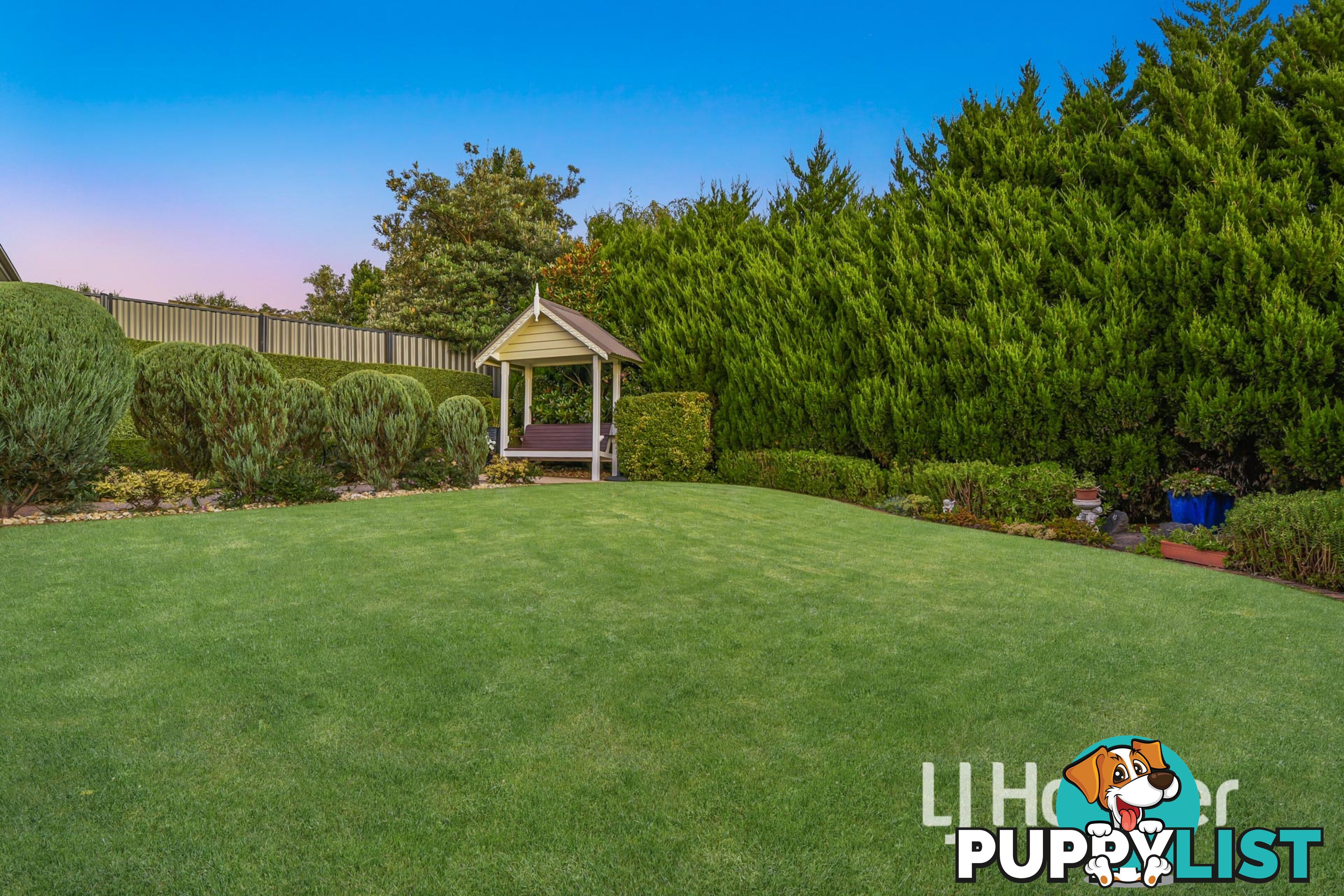 10 Michigan Grange PAKENHAM VIC 3810