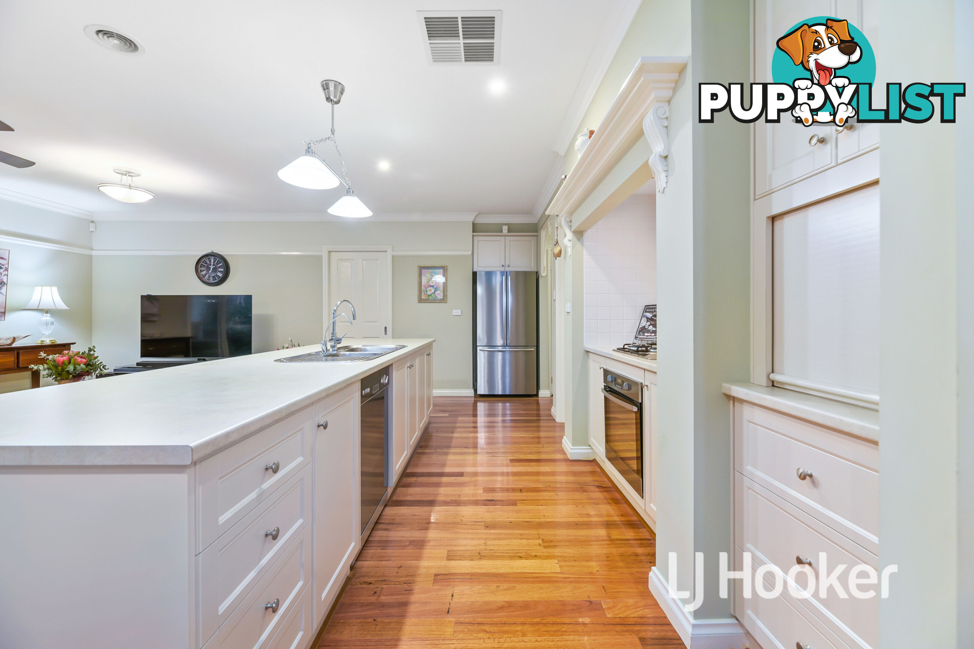 10 Michigan Grange PAKENHAM VIC 3810