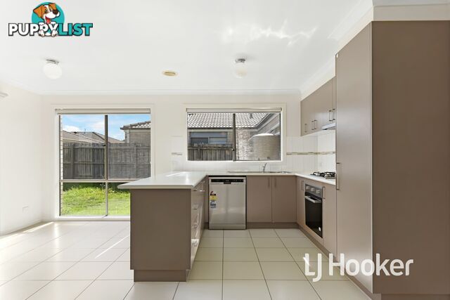1/7 Melissa Way PAKENHAM VIC 3810