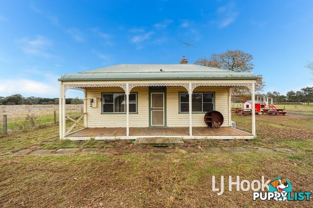 100 Thirteen Mile Road GARFIELD VIC 3814
