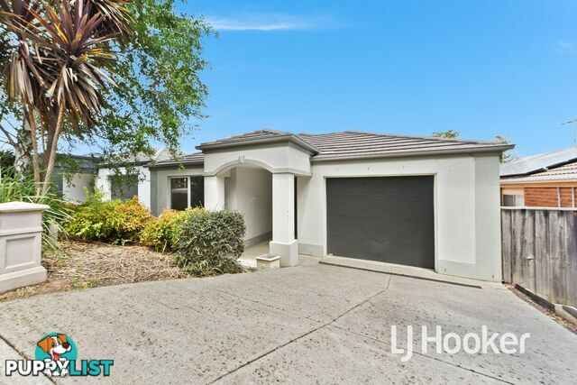 20 Kimberley Grove PAKENHAM VIC 3810