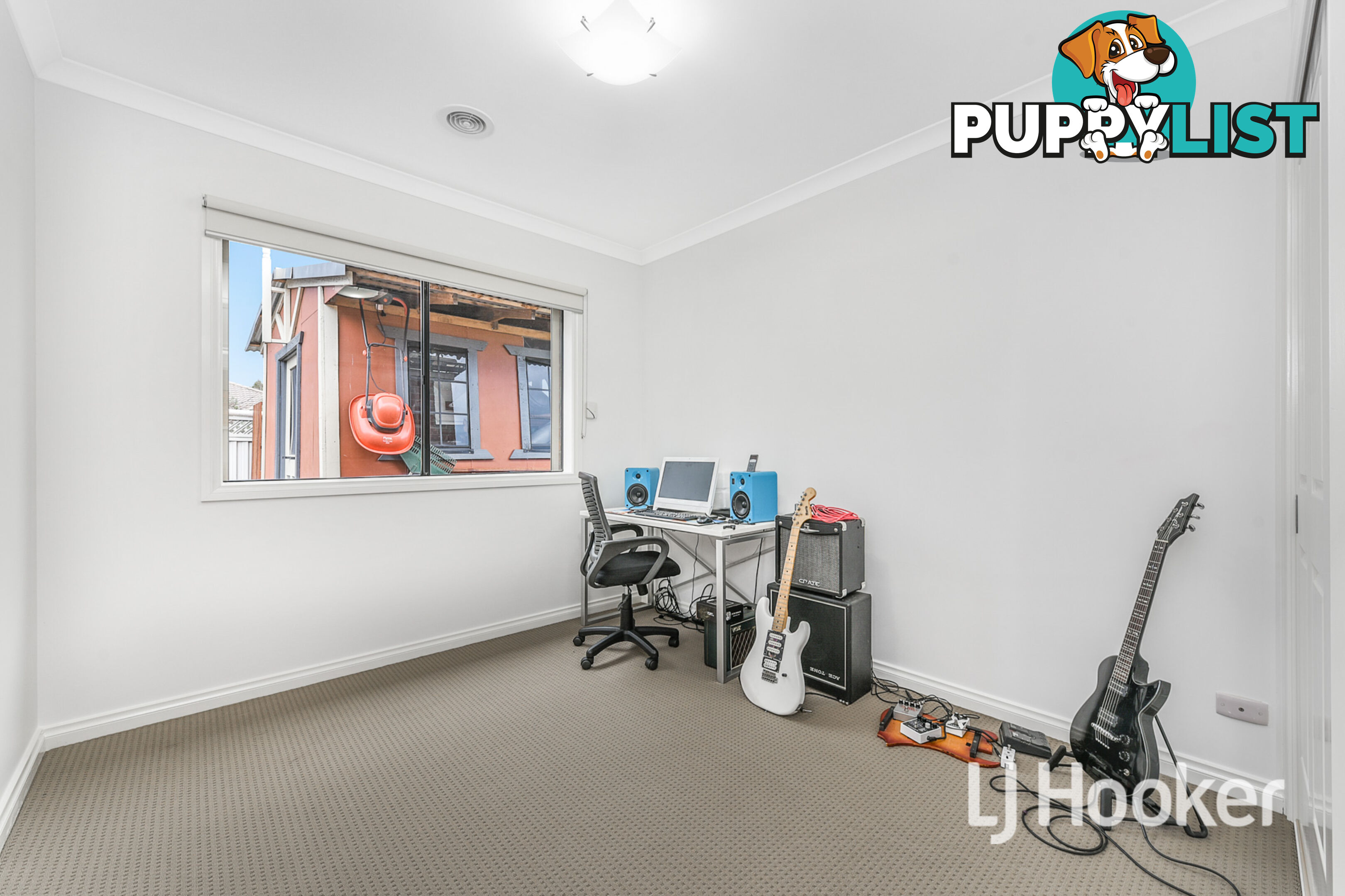 24 Wonboyn Close PAKENHAM VIC 3810