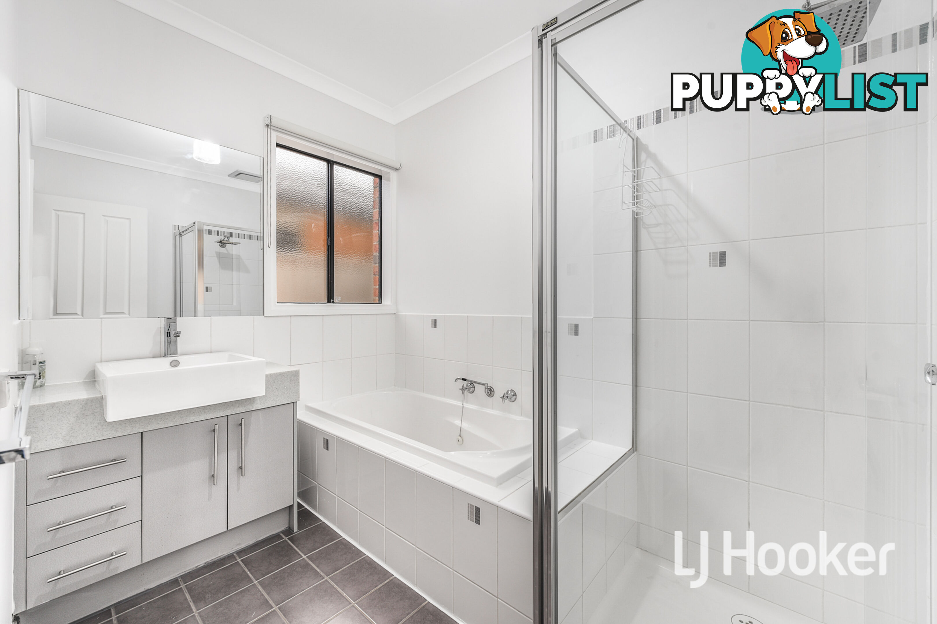 24 Wonboyn Close PAKENHAM VIC 3810