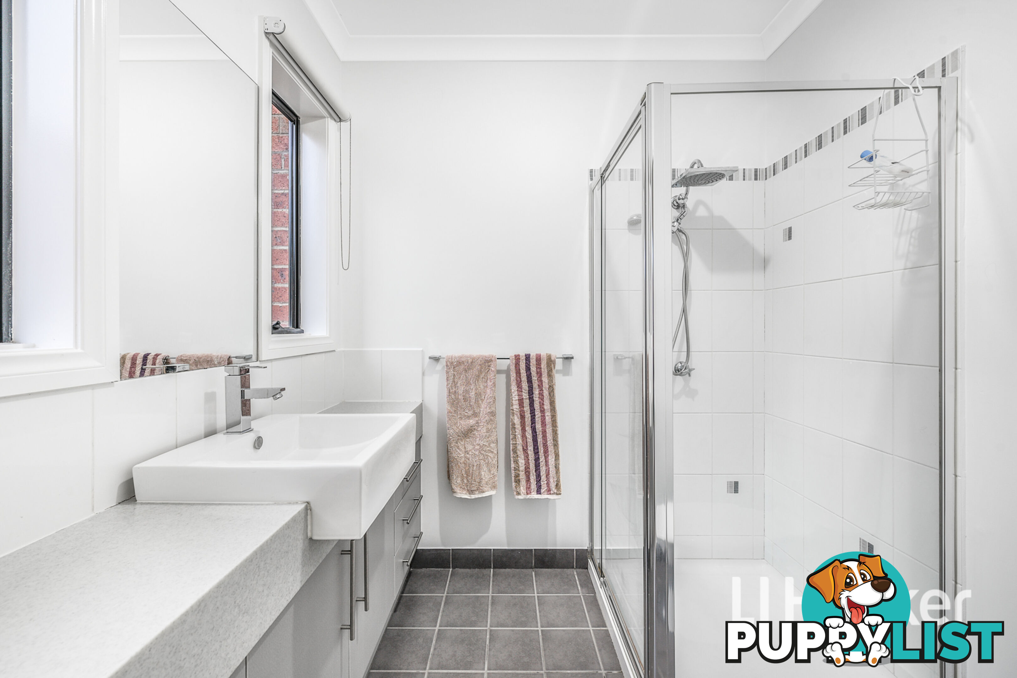 24 Wonboyn Close PAKENHAM VIC 3810