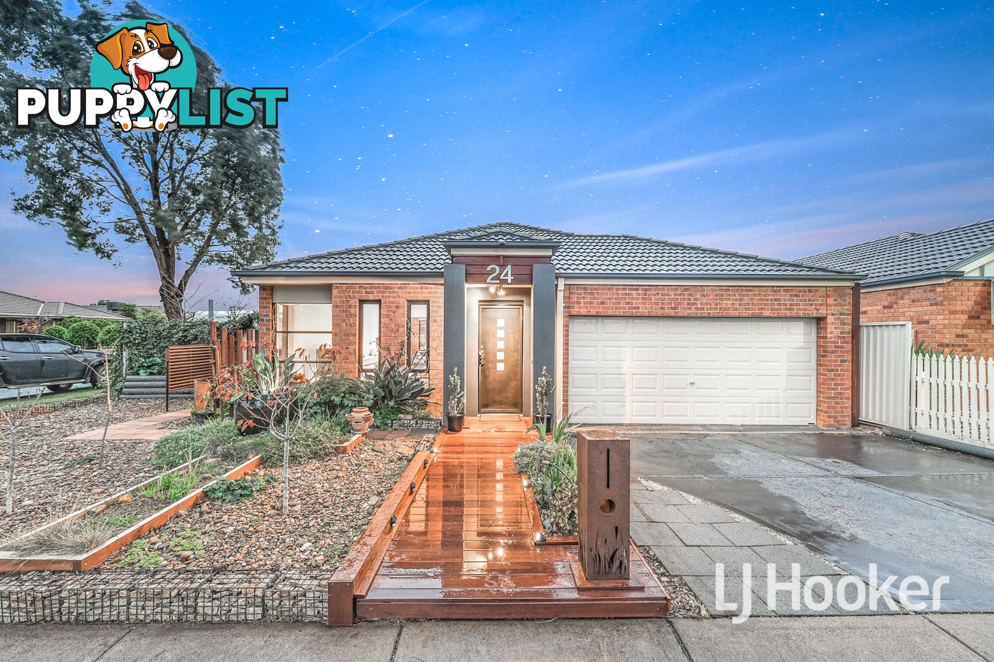 24 Wonboyn Close PAKENHAM VIC 3810