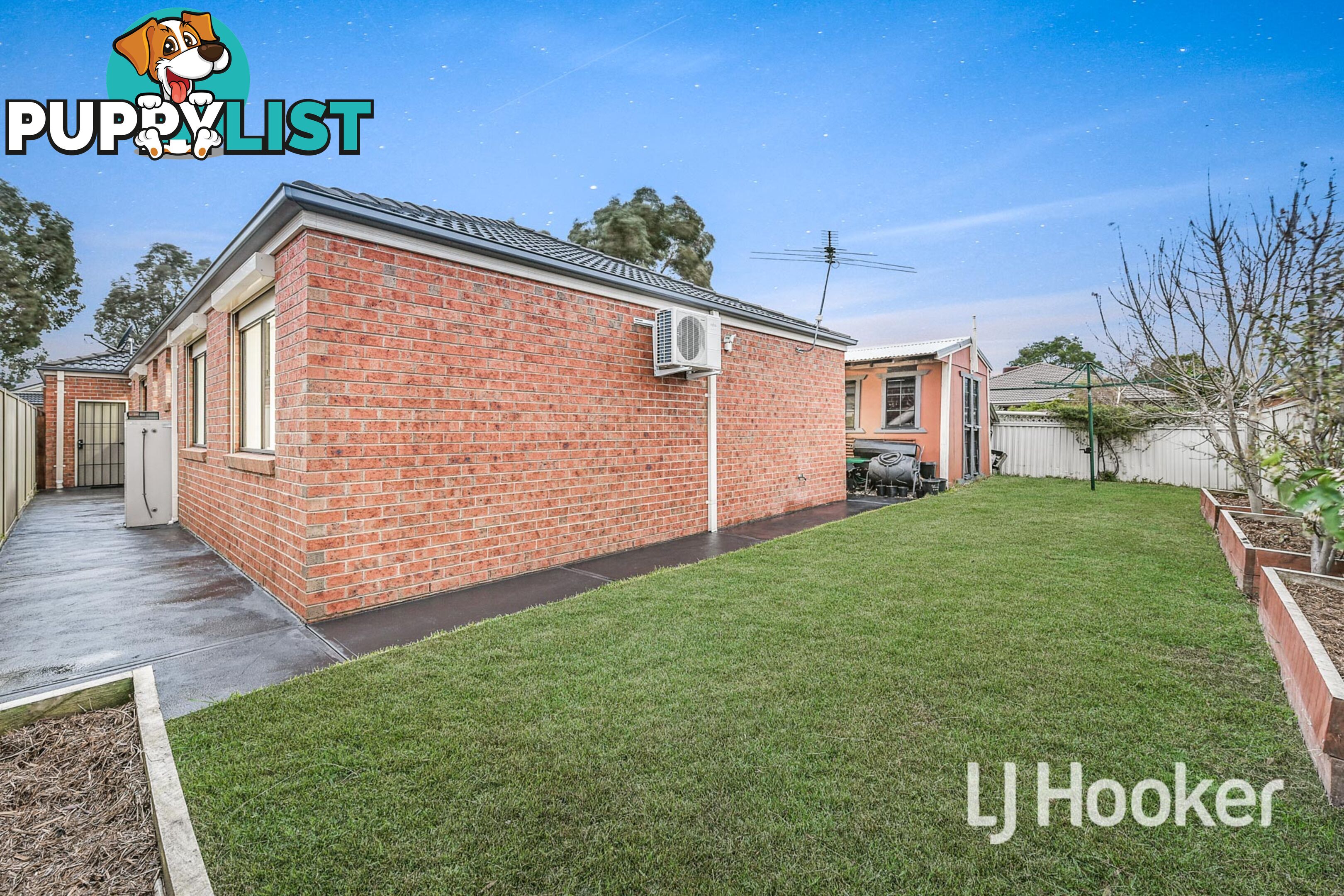 24 Wonboyn Close PAKENHAM VIC 3810