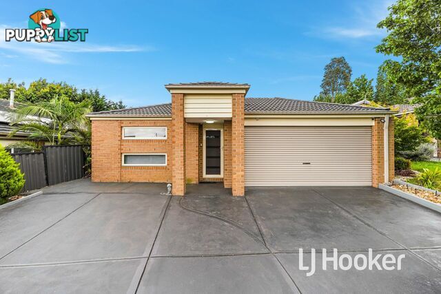 30 Lucerne Circuit PAKENHAM VIC 3810