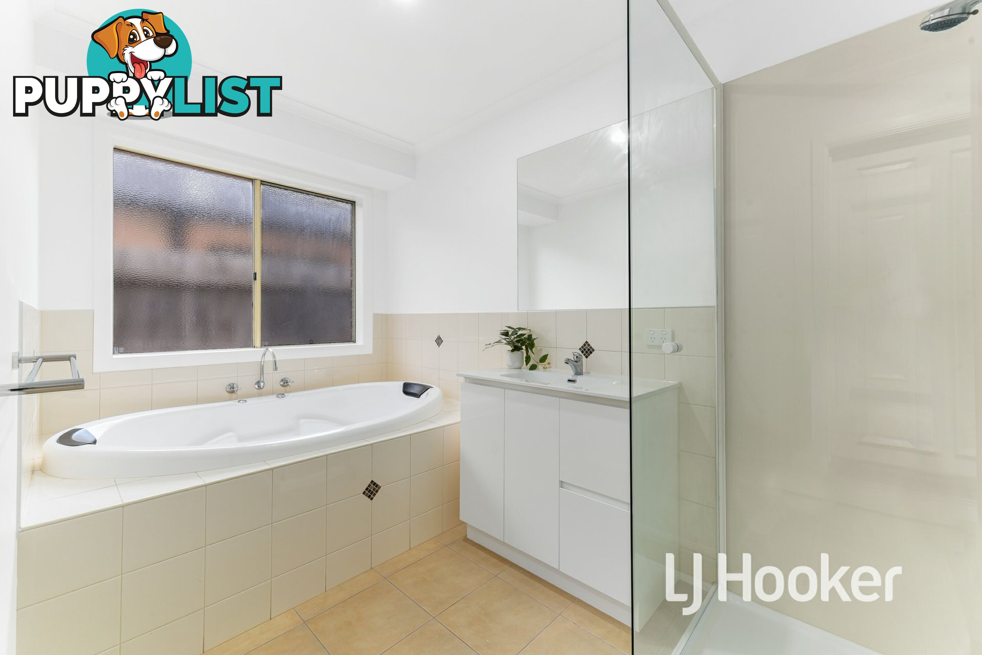 17 Clifford Drive PAKENHAM VIC 3810