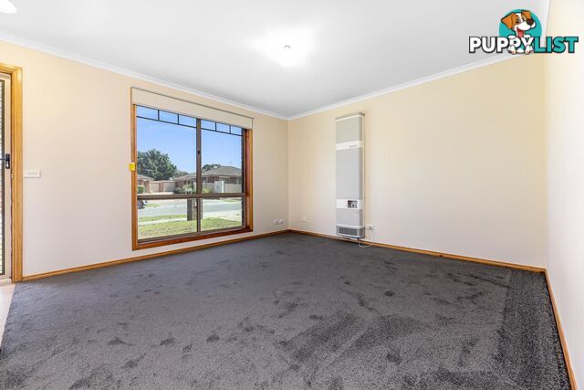 74 Pommel Street PAKENHAM VIC 3810