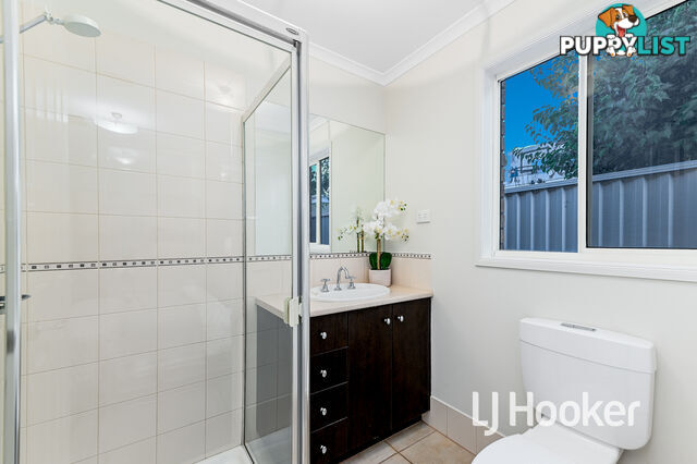 15 Creekwood Avenue PAKENHAM VIC 3810