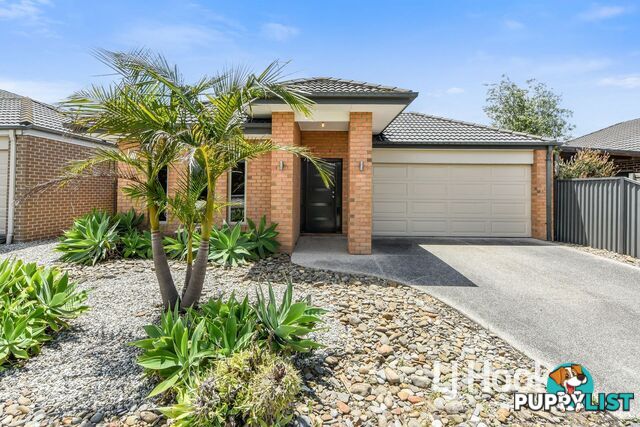 12 Bailey Place PAKENHAM VIC 3810