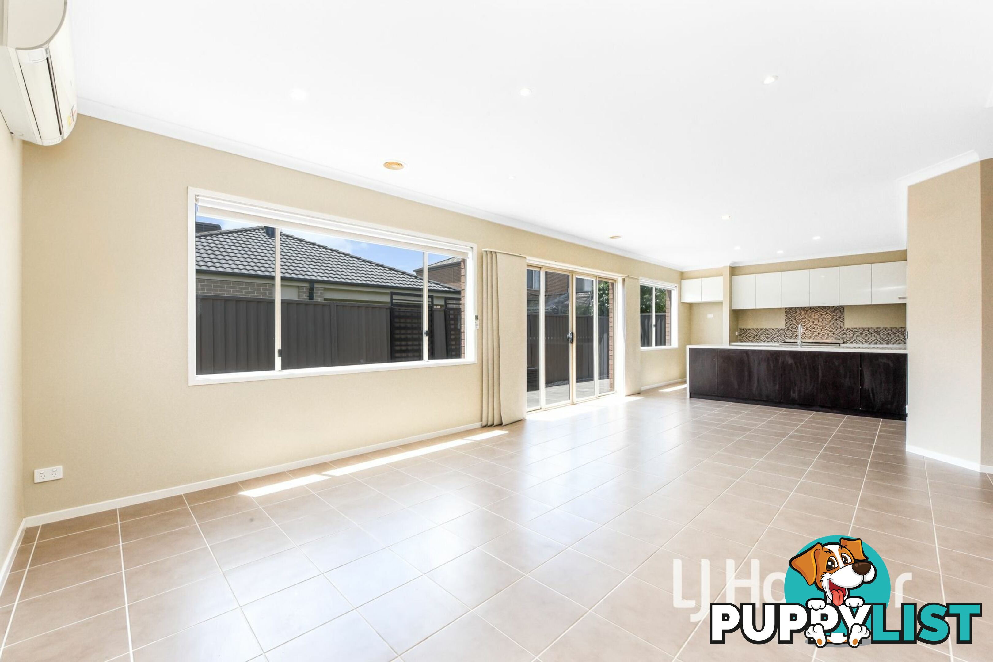 12 Bailey Place PAKENHAM VIC 3810