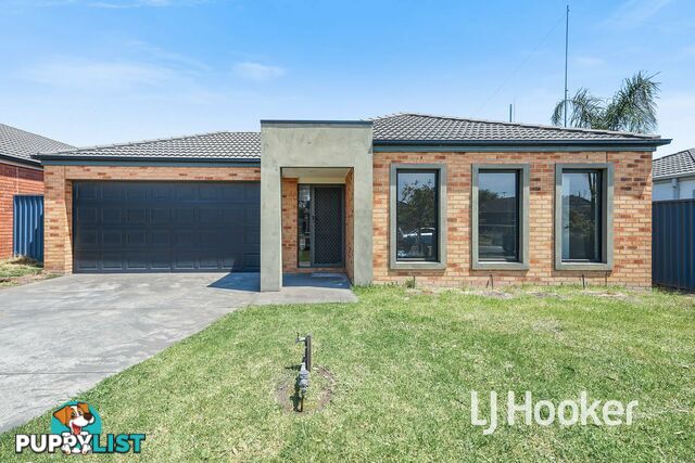 28 Scarlet Crescent PAKENHAM VIC 3810