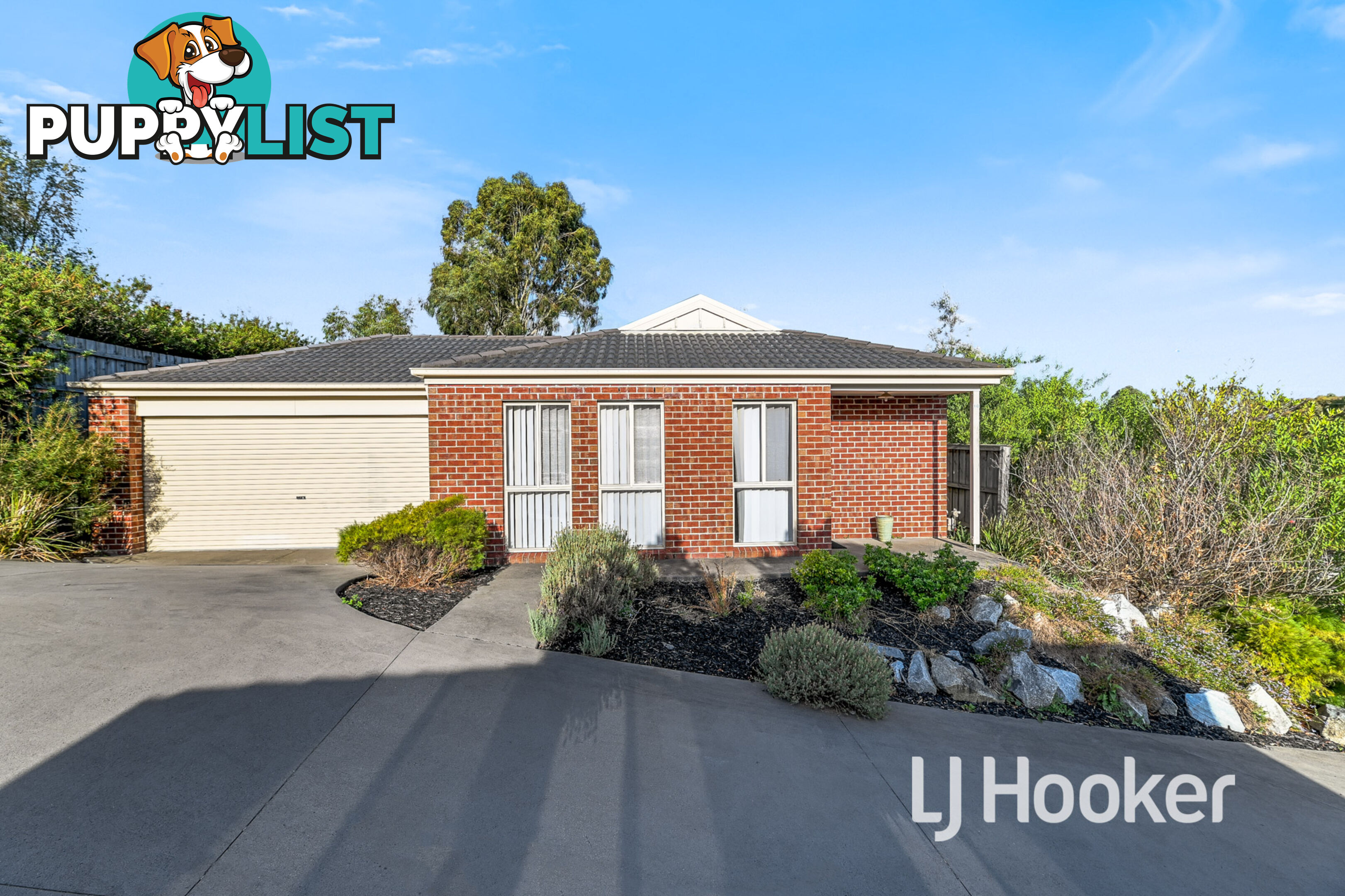 10/8 McClenaghan Place PAKENHAM VIC 3810